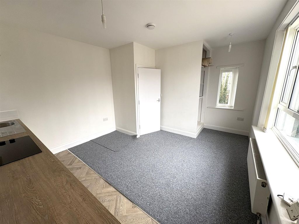 Property photo 3 of 5 Img_2801.Jpeg