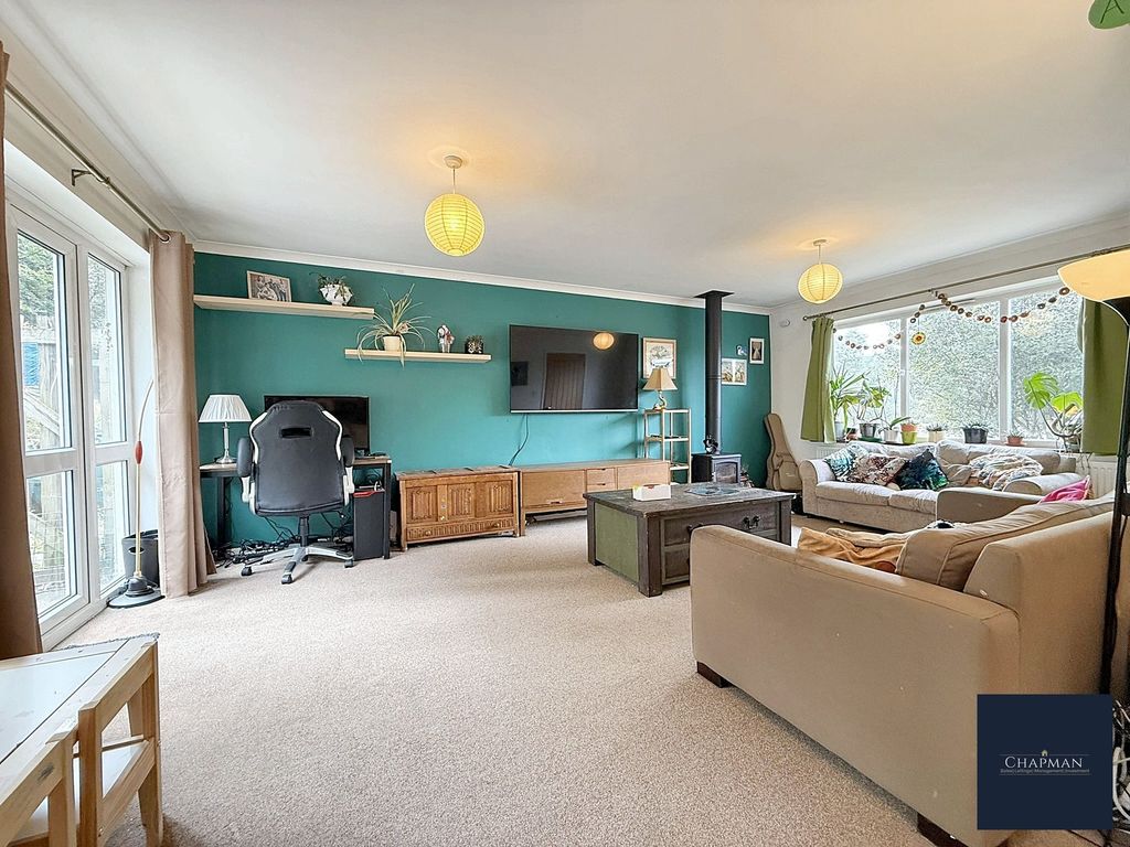 Property photo 3 of 30