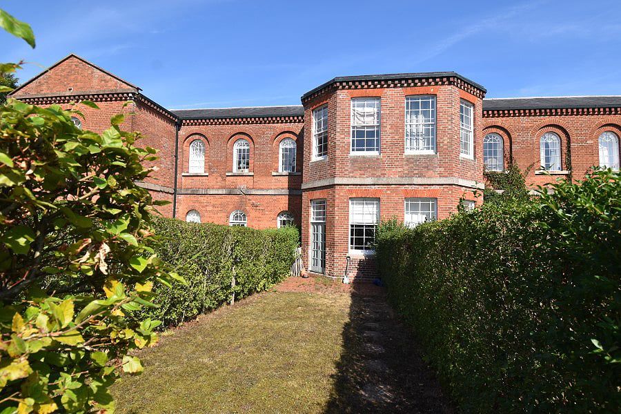 Property photo 3 of 14
