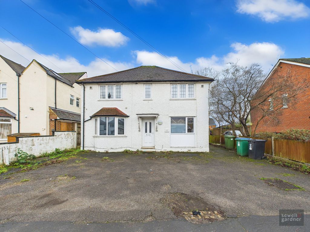 Property photo 1 of 17