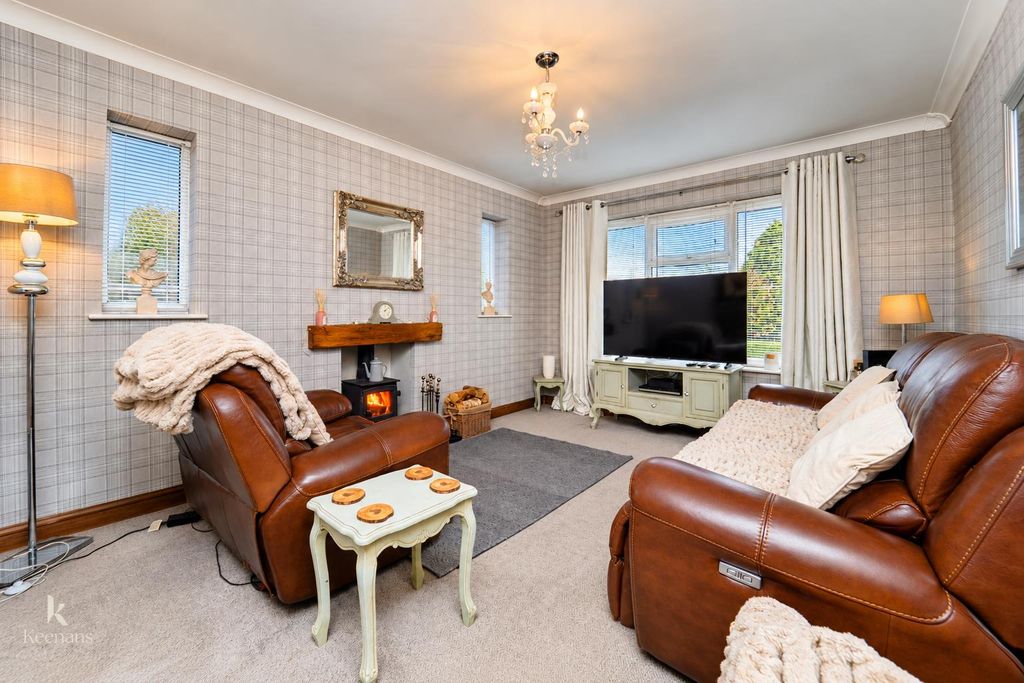 Property photo 3 of 26 Crow Wood (20).Png