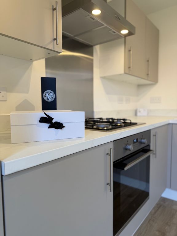 Property photo 2 of 11 Kitchen