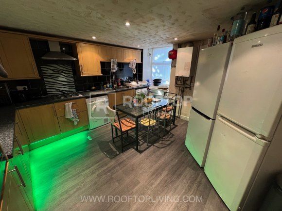 Property photo 2 of 19 7734819.Jpg