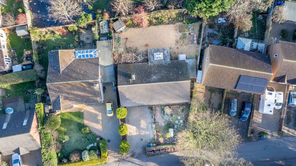 Property photo 2 of 48