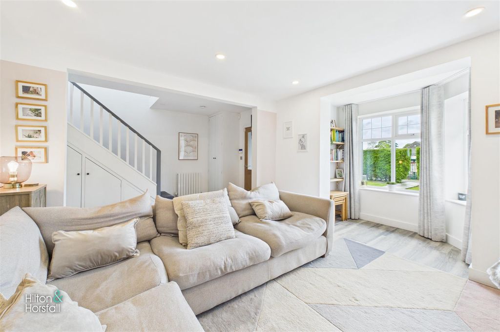 Property photo 3 of 33 Ribble Lane