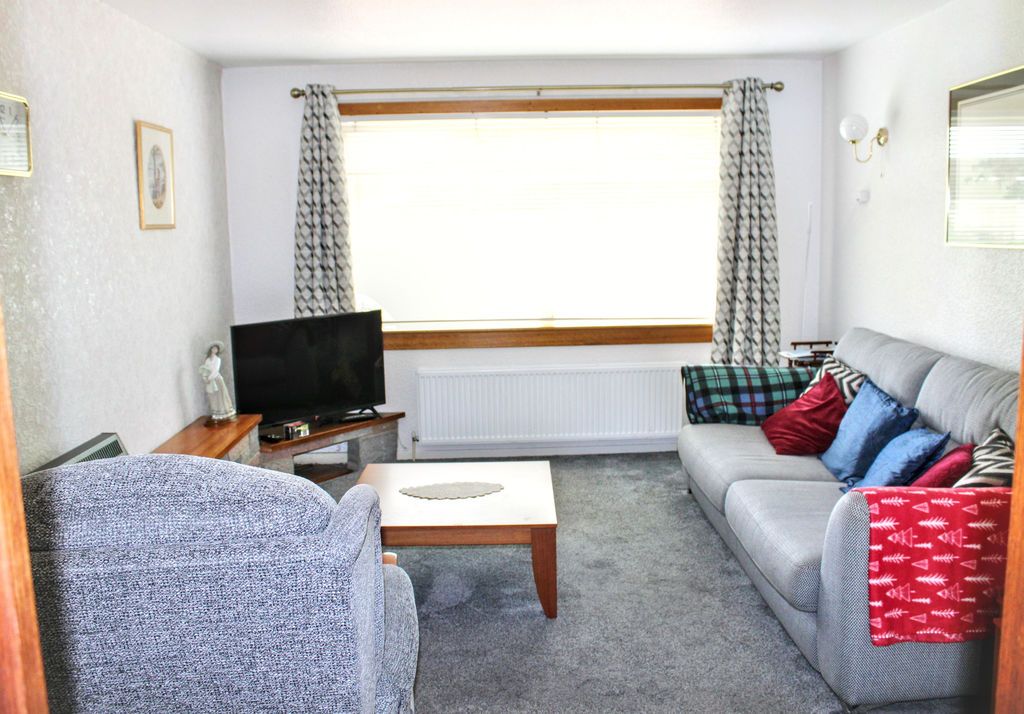 Property photo 2 of 16 Photo 6