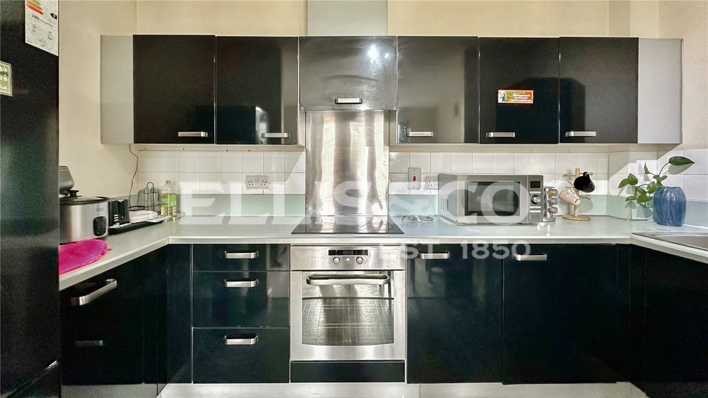 Property photo 3 of 7 Picture No. 19