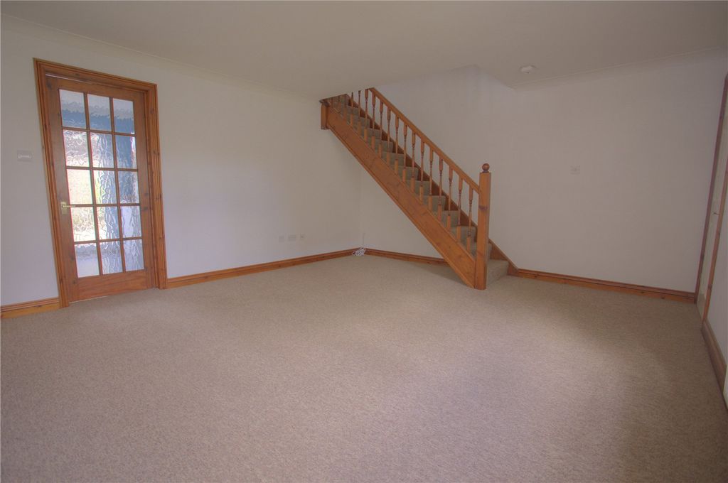 Property photo 3 of 11 Picture No. 21
