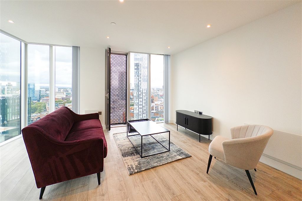 Property photo 3 of 22 (Main)