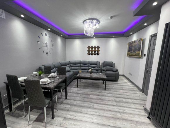 Property photo 2 of 19 D9E7A445-8D61-4B93-9569-F06Da5E8Da83.Jpeg