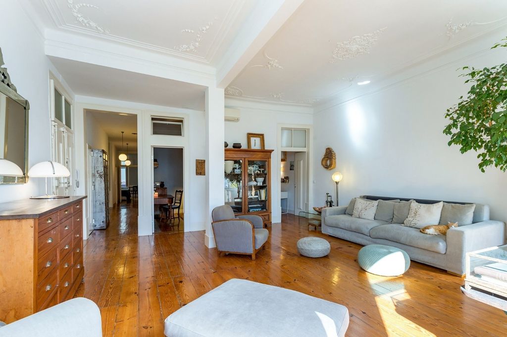 Property photo 3 of 25
