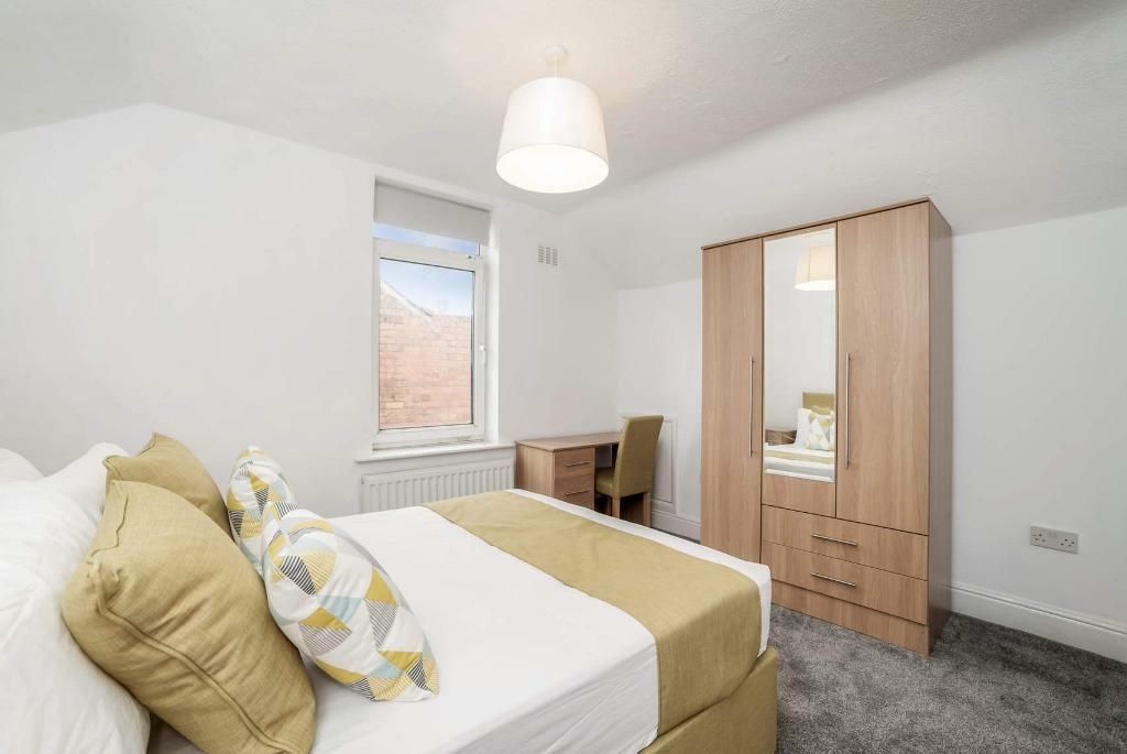 Property photo 3 of 10 Photo 3