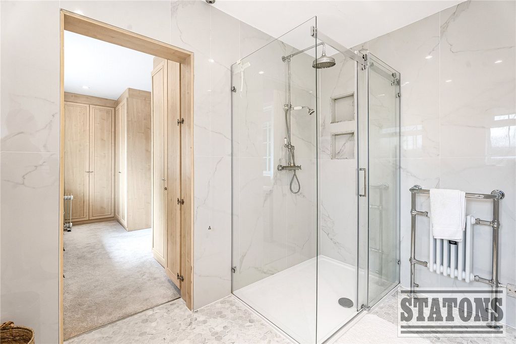 Additional image 28 of 5 bed detached house for saleFoxes Lane, Welham Green, North Mymms, Hatfield AL9