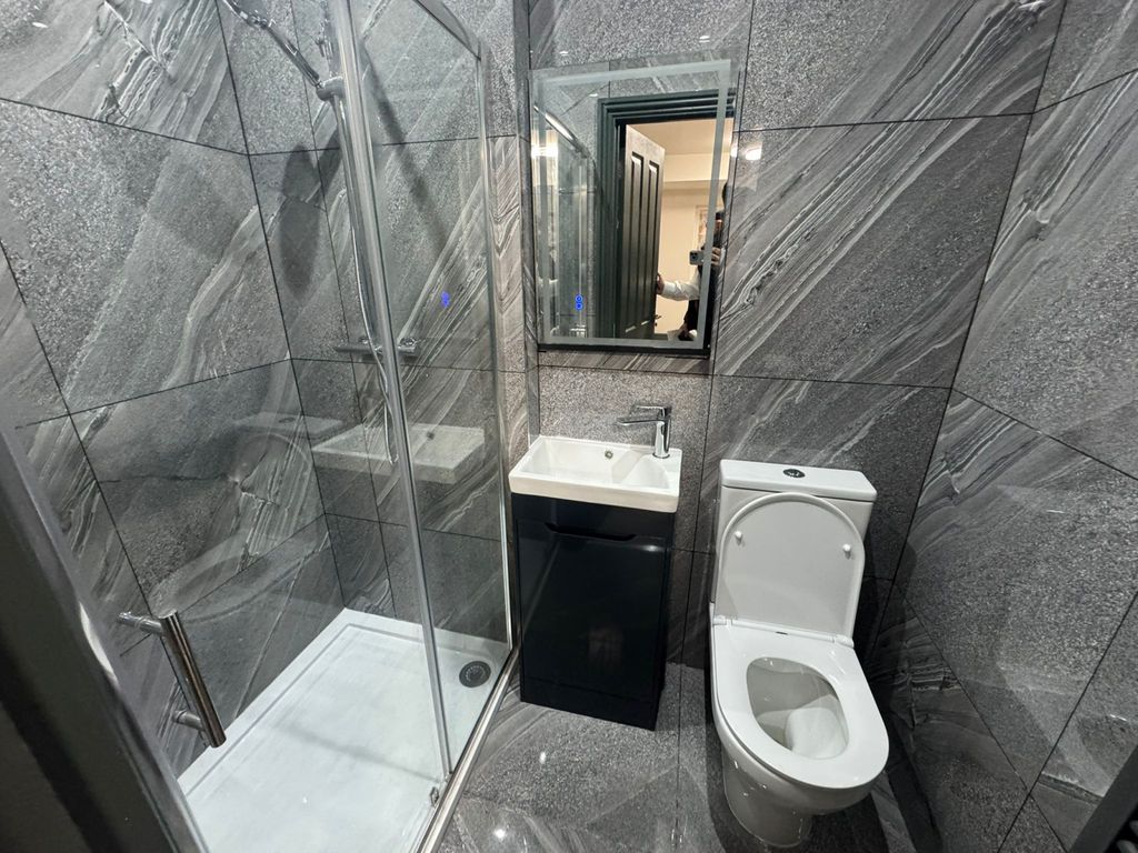 Property photo 3 of 4 Gallery