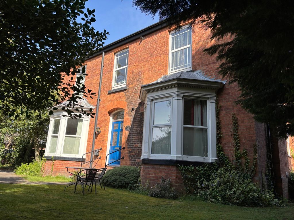 Property photo 2 of 10 Photo 2