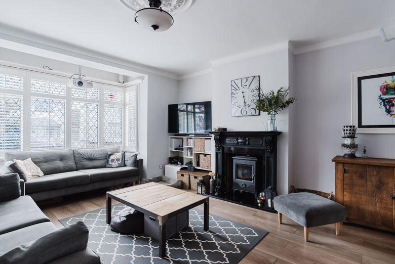 Property photo 2 of 29 Lounge