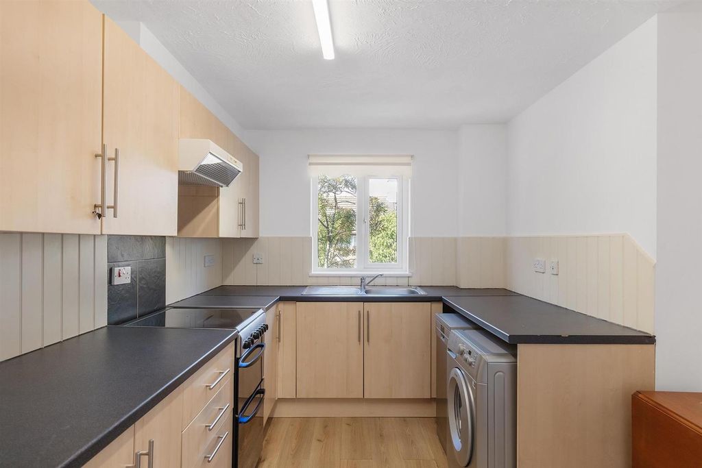 Property photo 3 of 13 _N0A0509-Hdr.Jpg