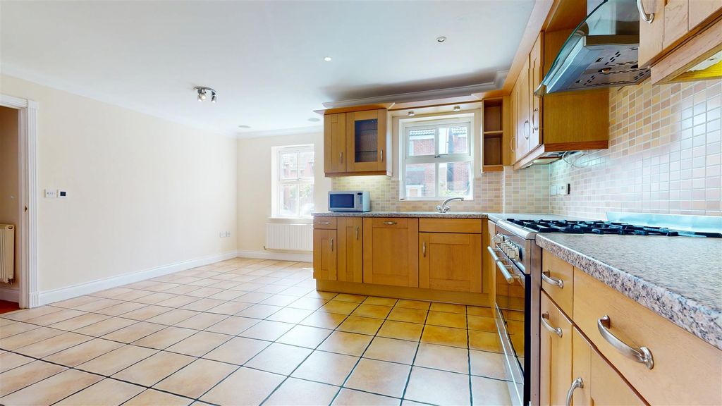 Property photo 3 of 23 08122025_201241.Jpg