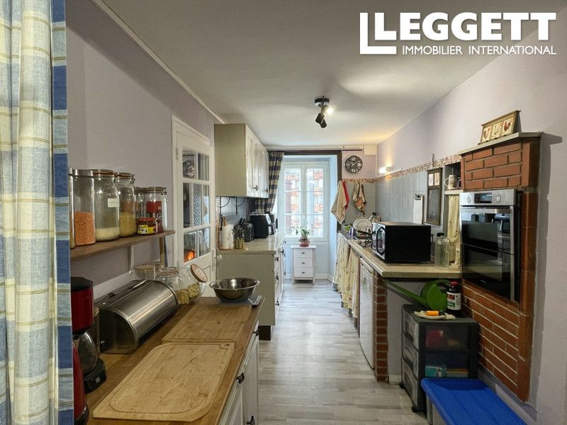 Property photo 2 of 10