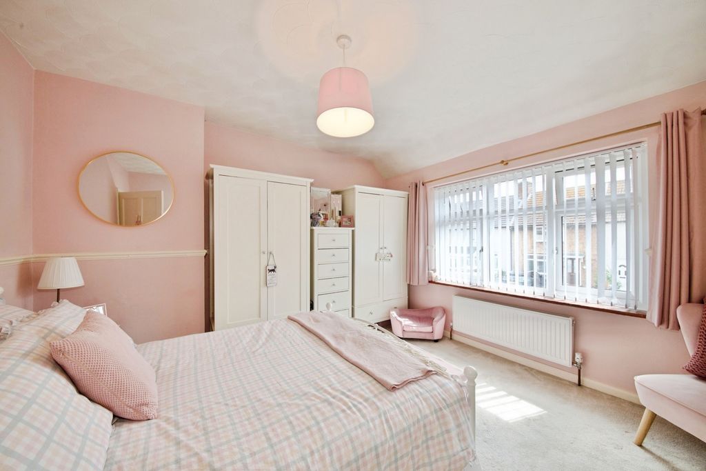 Property photo 3 of 20 Pbox-Img.Jpg