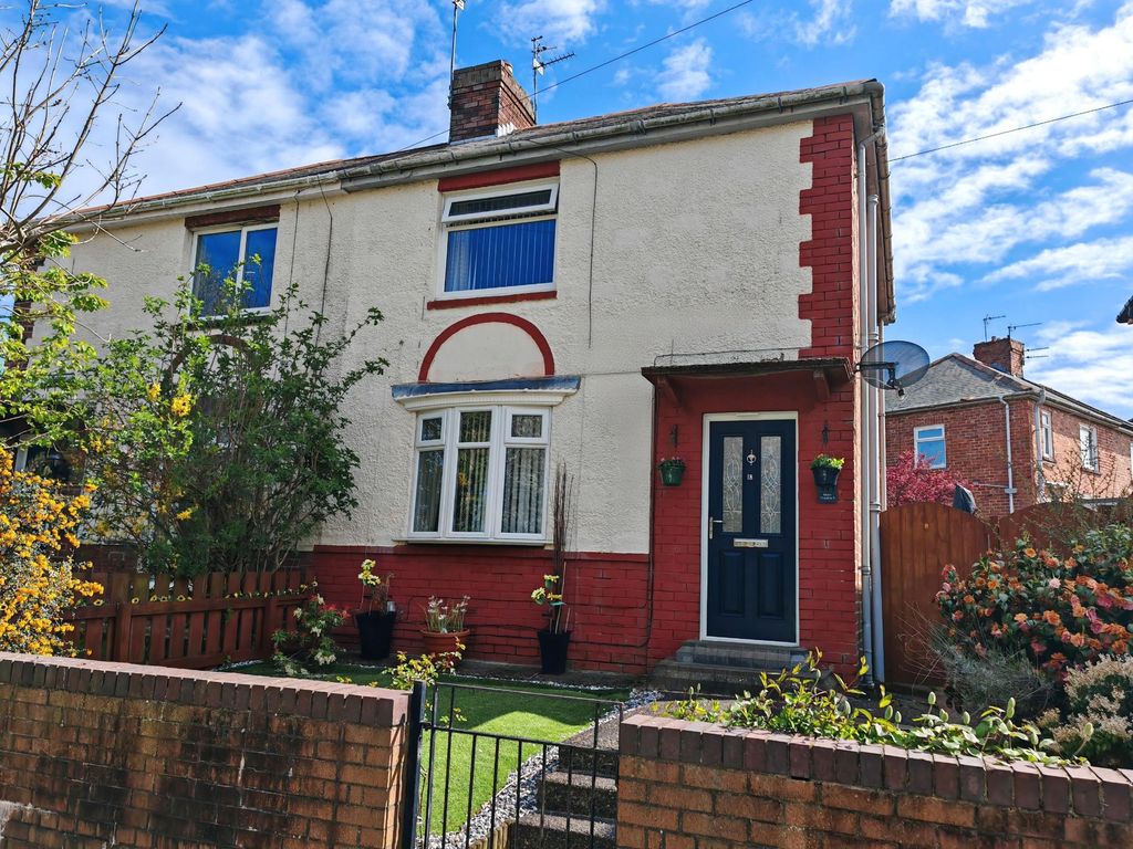 Property photo 1 of 17