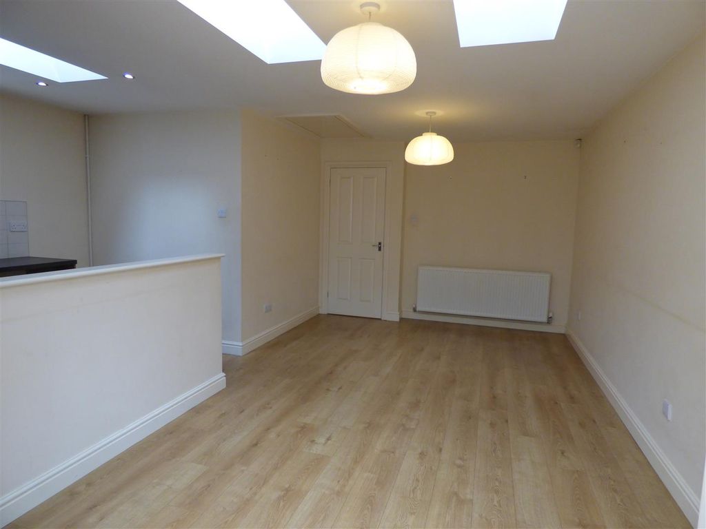 Property photo 3 of 9 78 Wharfedale Living Romm New 1.Jpg