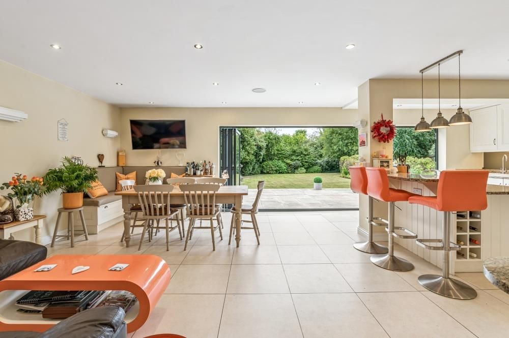 Additional image 5 of 5 bed detached house for salePinkneys Drive, Maidenhead, Berkshire SL6