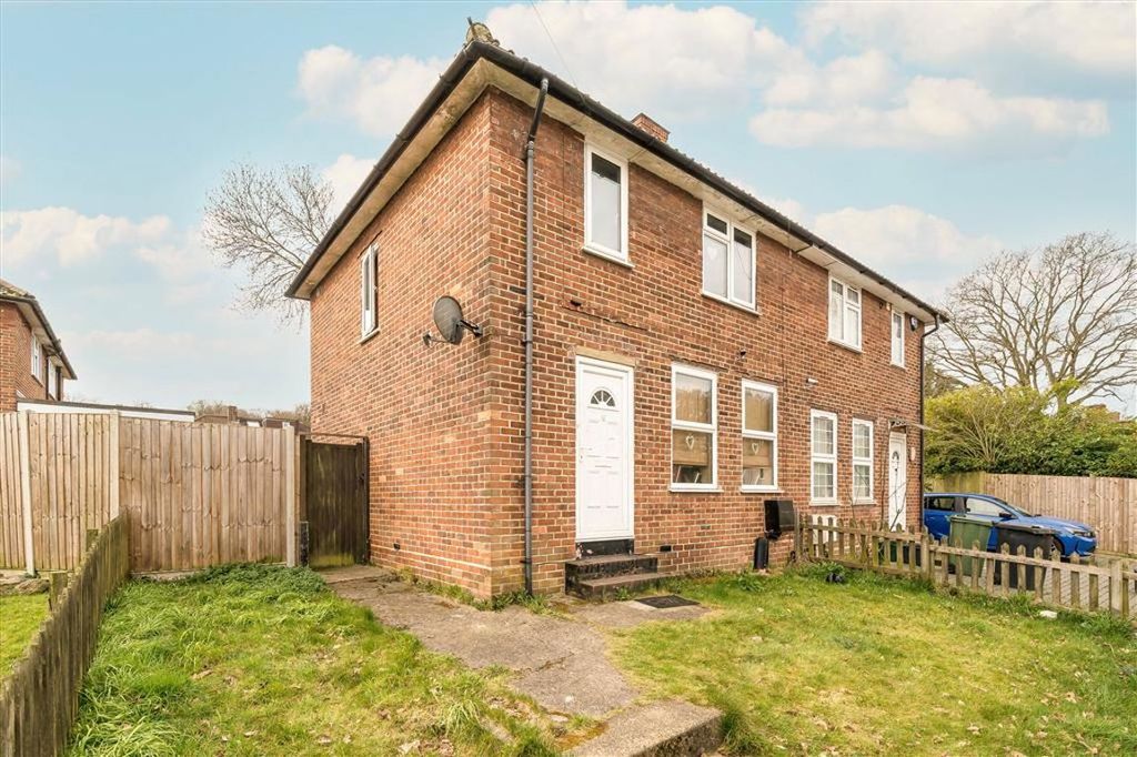 Property photo 1 of 8