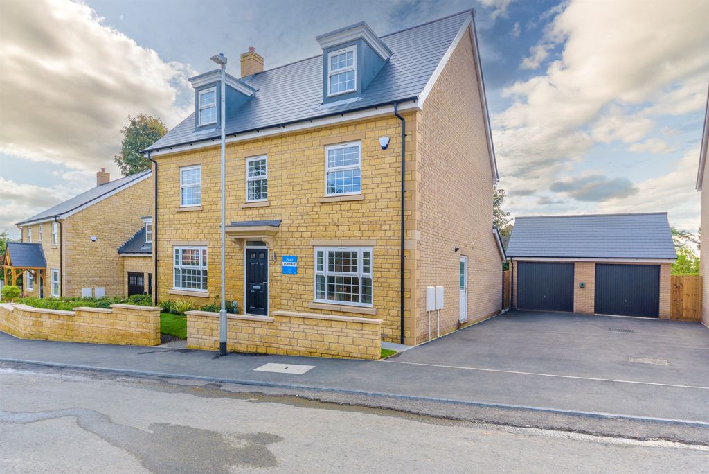 Property photo 1 of 19