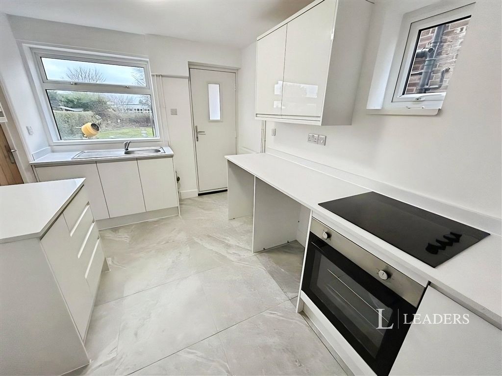 Property photo 2 of 14 Kitchen