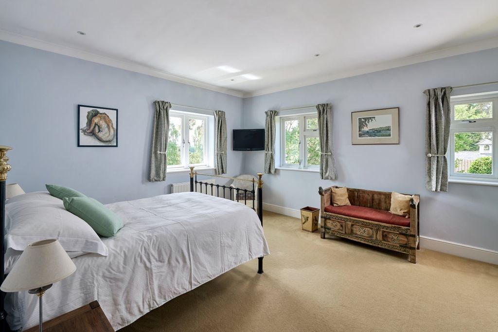 Additional image 16 of 6 bed detached house for saleHewshott Lane, Liphook, Hampshire GU30
