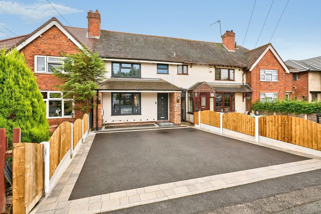 Property photo 1 of 17 Pbox-Img.Jpg