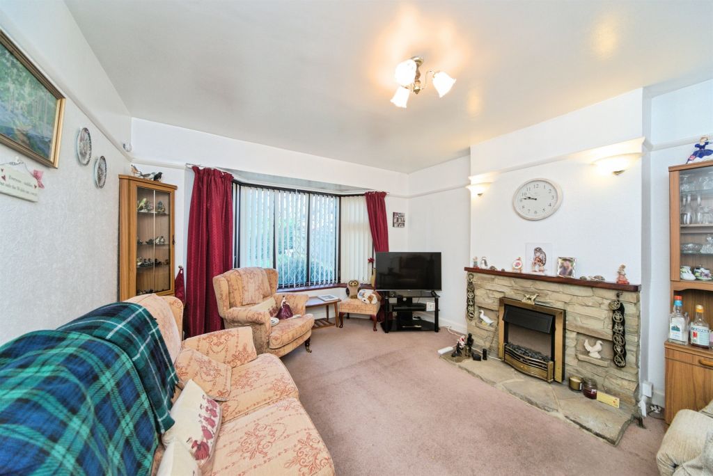 Property photo 3 of 14