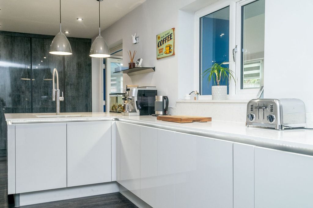 Additional image 14 of 5 bed detached house for saleRichmond Park Avenue, Liversedge WF15