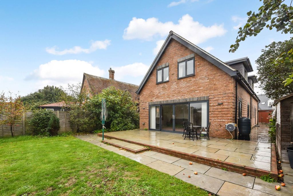 Property photo 1 of 26