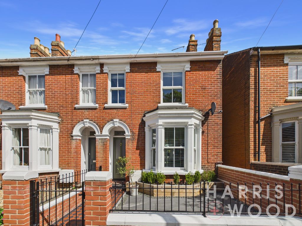 Property photo 1 of 39 4051851