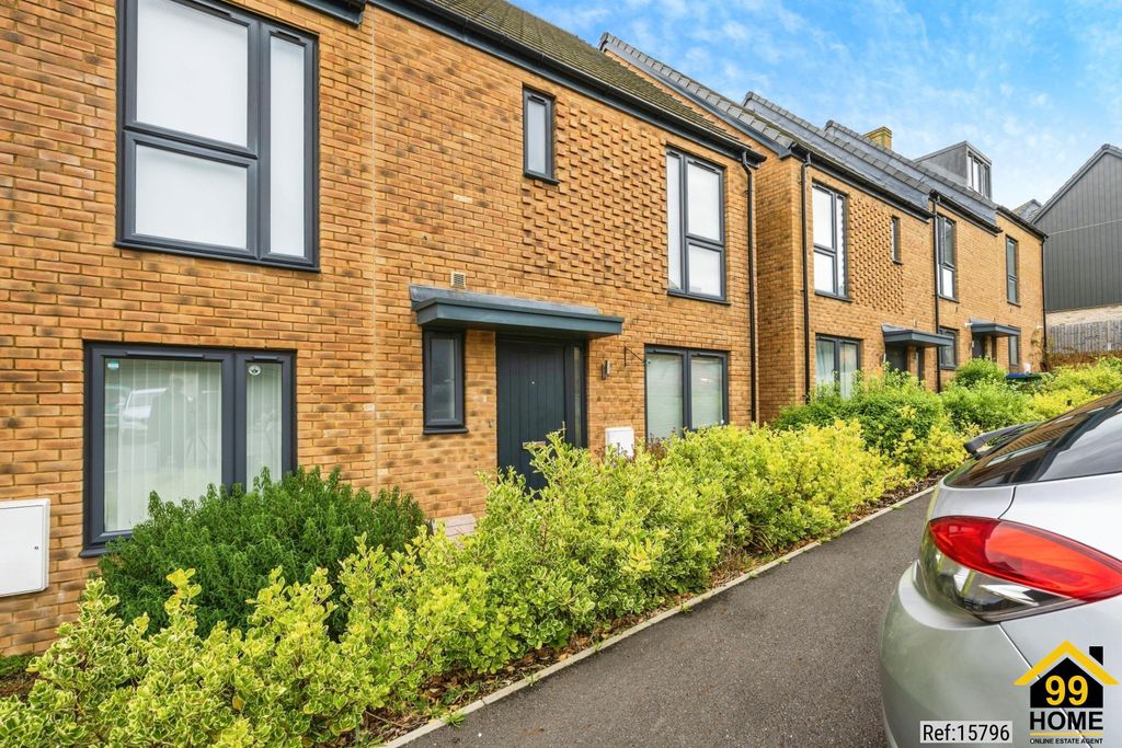 Property photo 2 of 20 Photo 1