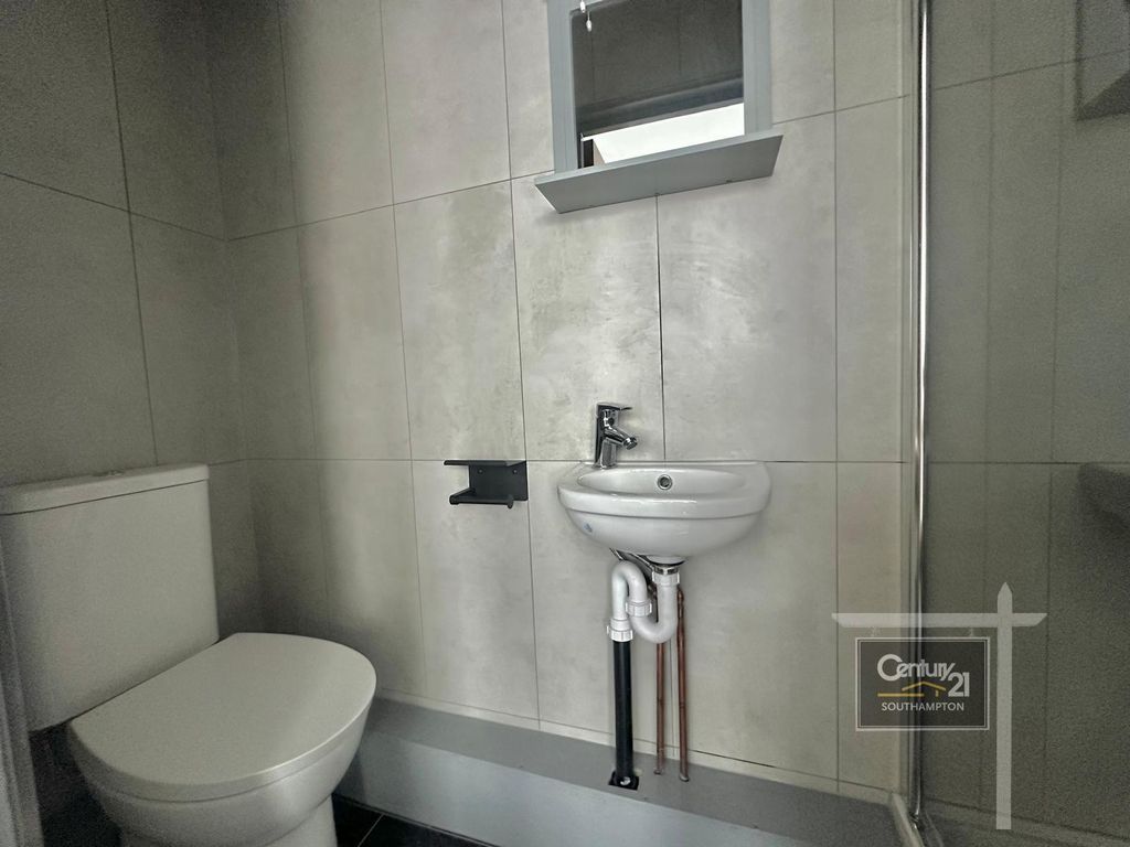 Property photo 3 of 3