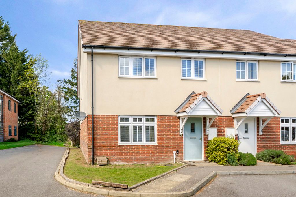 Property photo 1 of 17 Photo 1