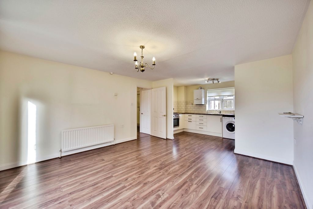 Property photo 2 of 15 Pbox-Img.Jpg