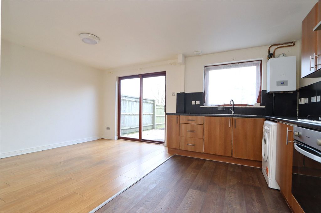 Property photo 3 of 21 Picture No. 20