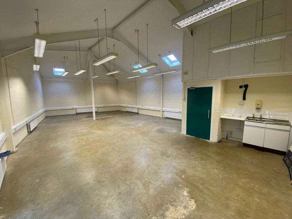 Property photo 3 of 6 Photo 3