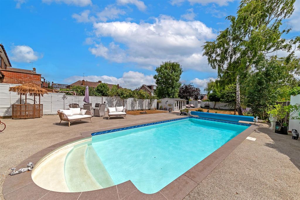 Property photo 2 of 33 309Watfordroad-68.Jpg