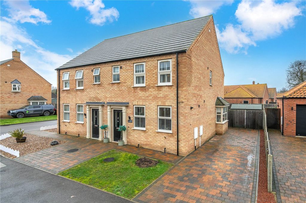 Property photo 1 of 14 Picture No. 02