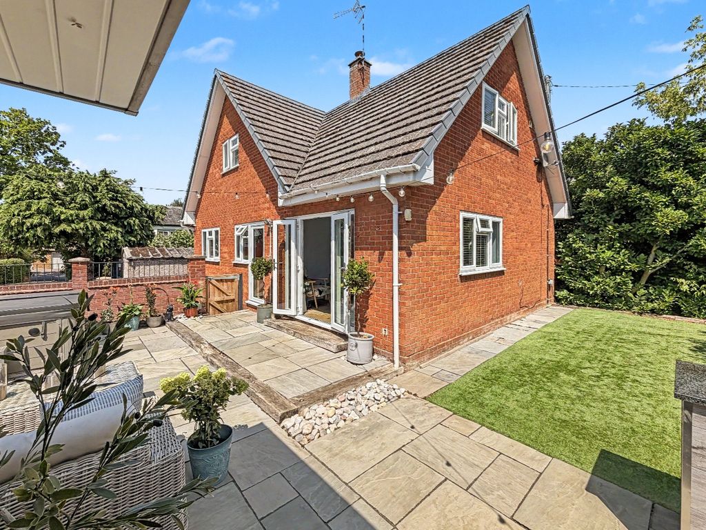 Property photo 2 of 63 5299814