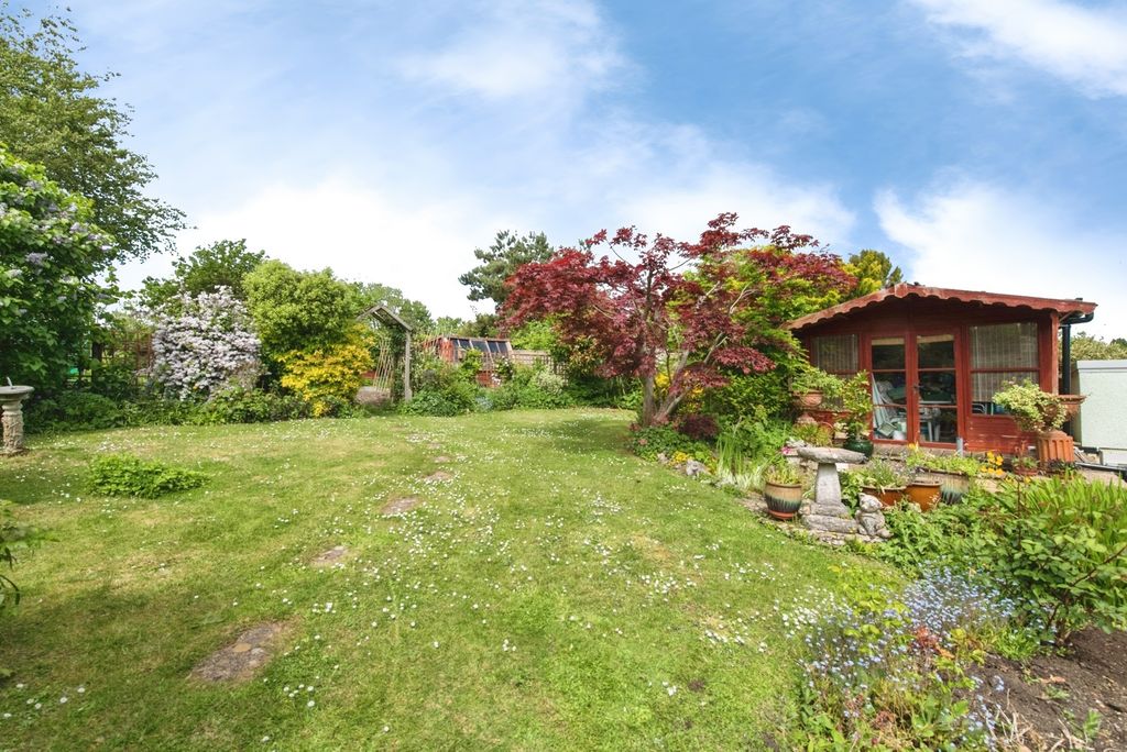 Property photo 2 of 25 Pbox-Img.Jpg