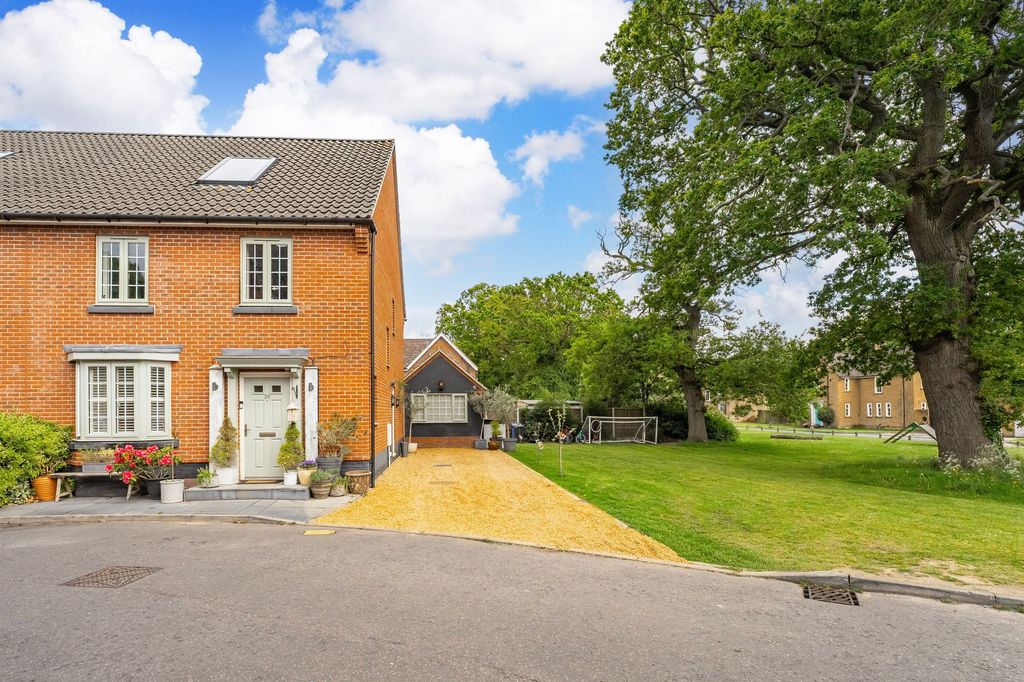 Property photo 1 of 24
