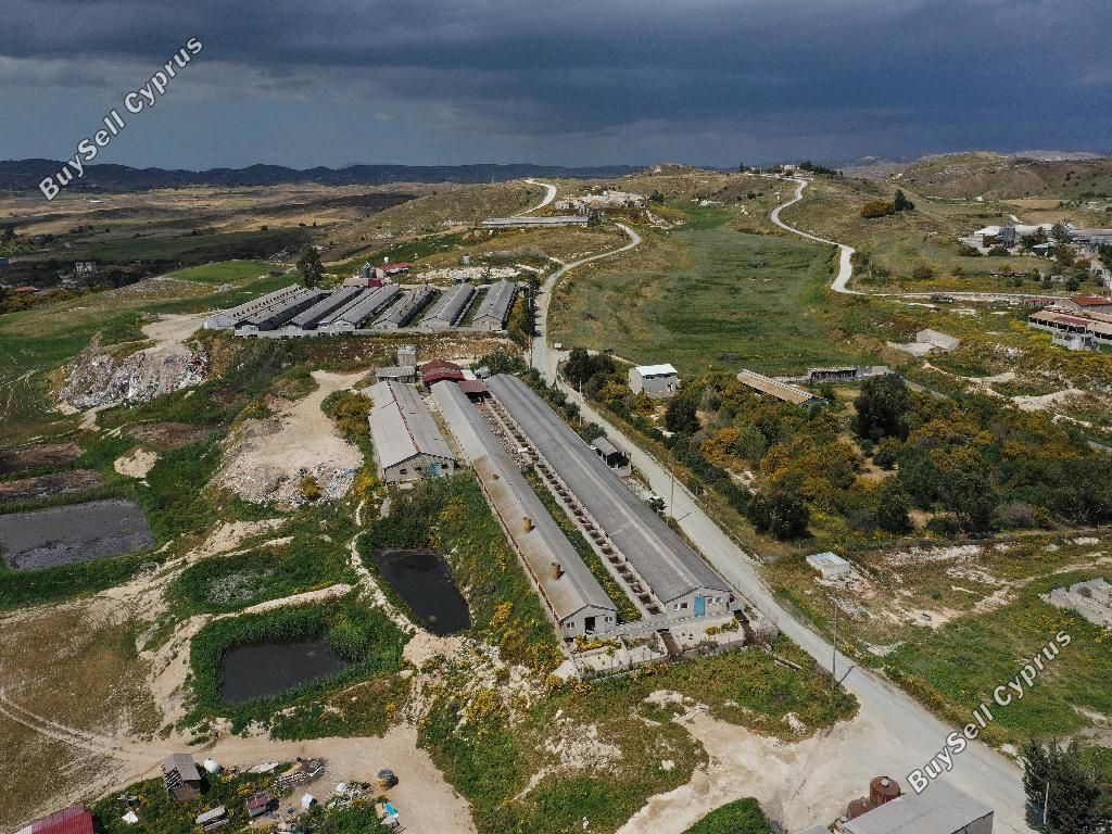 Property photo 3 of 5