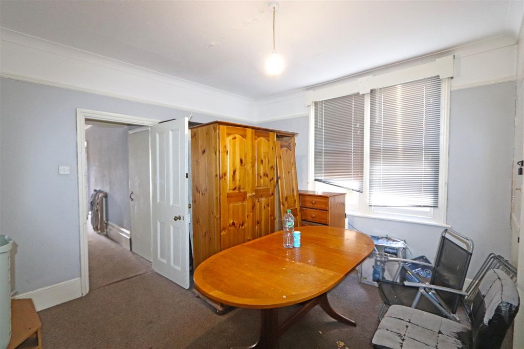 Property photo 2 of 6 Dining Room