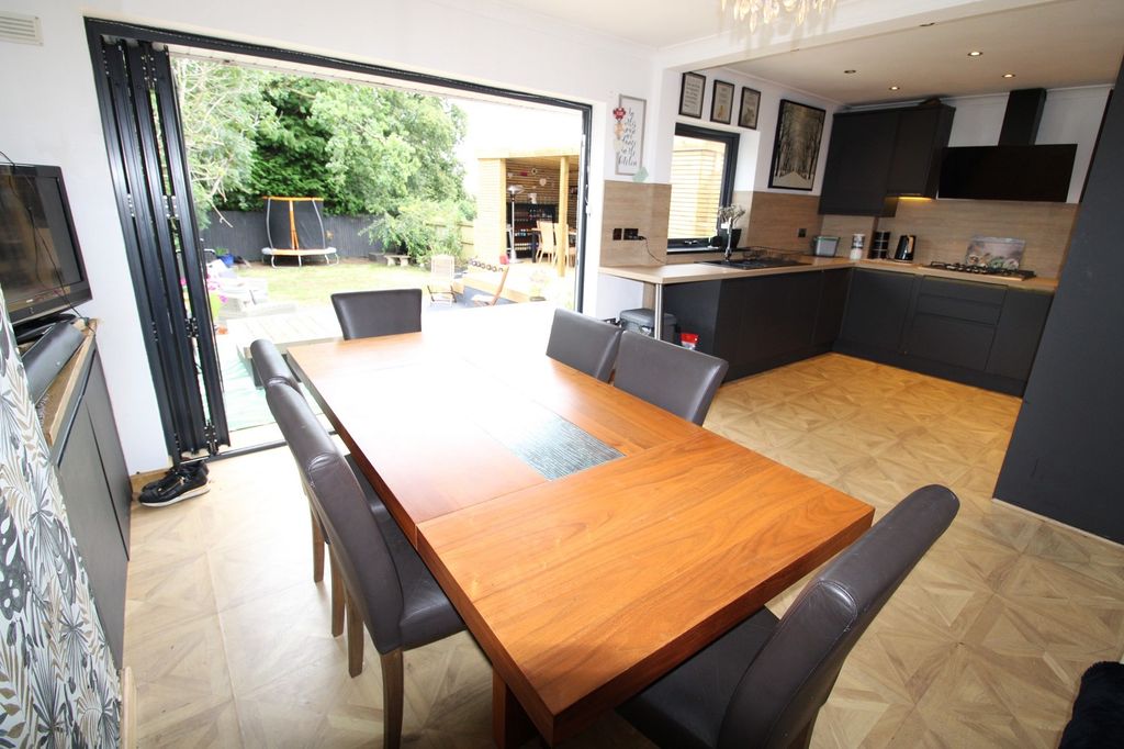 Property photo 3 of 21 Not Specified